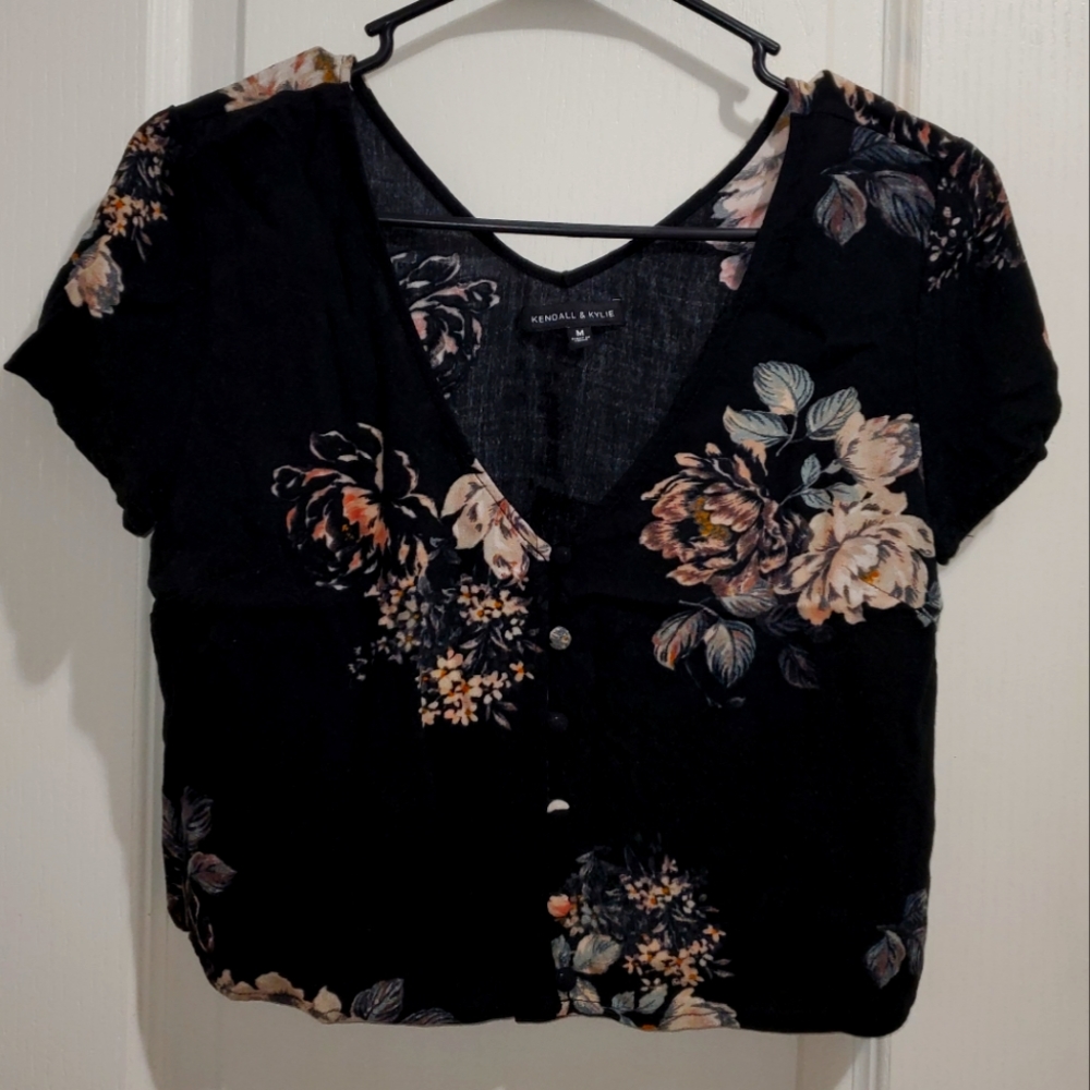 Kendall & Kylie Floral Crop